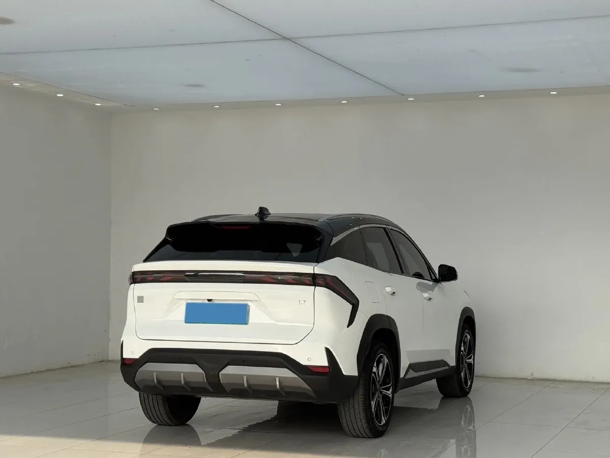 2024 Geely Galaxy L7 1.5T 163HP L4 3DHT PHEV 18.7KWH,autocango,china used car exporter,china ev exporter,chinese used car exporter,chinese used ev exporter