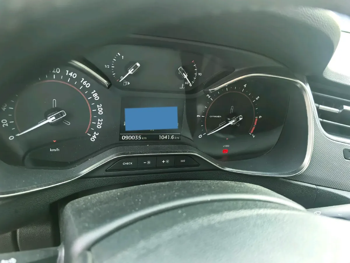 2017 Citroen C5 1.6T 167HP L4 6AT,autocango,china used car exporter,china ev exporter,chinese used car exporter,chinese used ev exporter