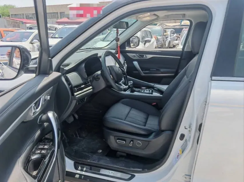 2019 ChangAn CS95 2.0T 233HP L4 6AT,autocango,china used car exporter,china ev exporter,chinese used car exporter,chinese used ev exporter