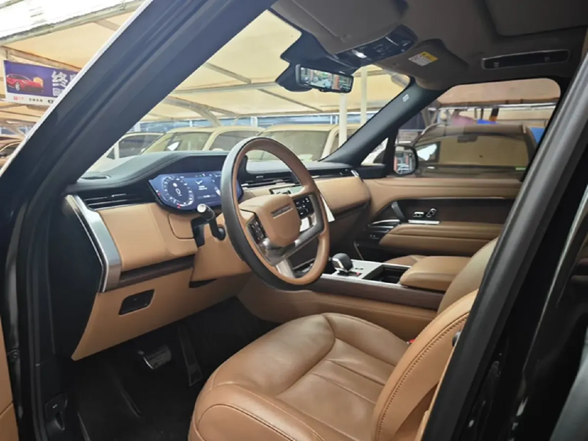 2024 Land Rover Range Rover 3.0T 400HP L6 8AT,autocango,china used car exporter,china ev exporter,chinese used car exporter,chinese used ev exporter