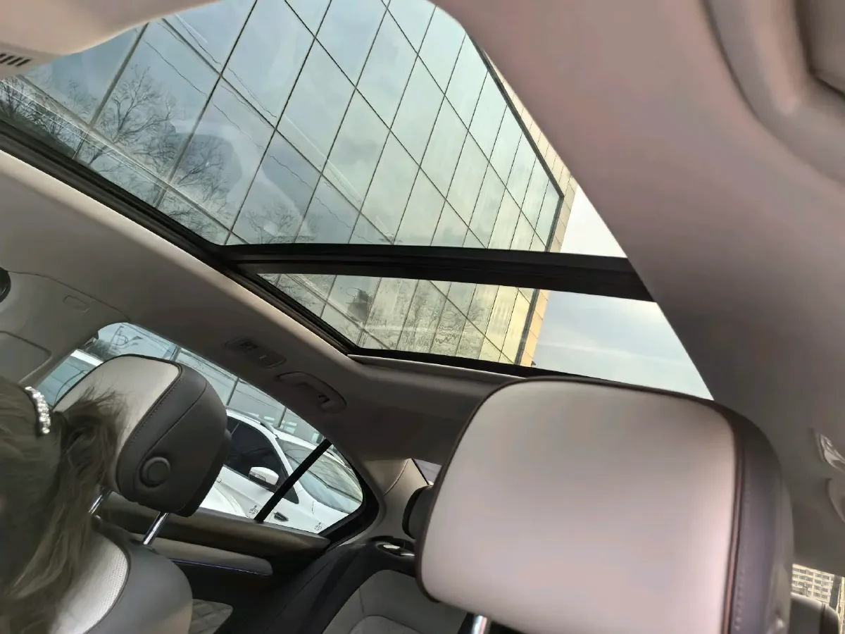 2023 Volkswagen Magotan 2.0T 186HP L4 7DCT,autocango,china used car exporter,china ev exporter,chinese used car exporter,chinese used ev exporter