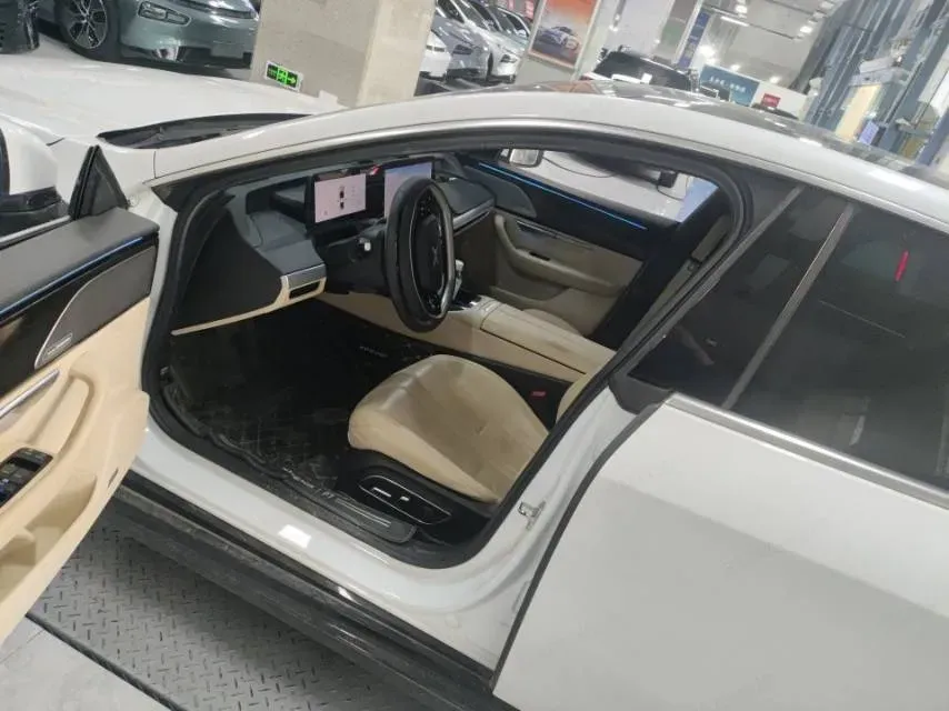 2020 Xpeng P7 BEV 70.8KWH,autocango,china used car exporter,china ev exporter,chinese used car exporter,chinese used ev exporter