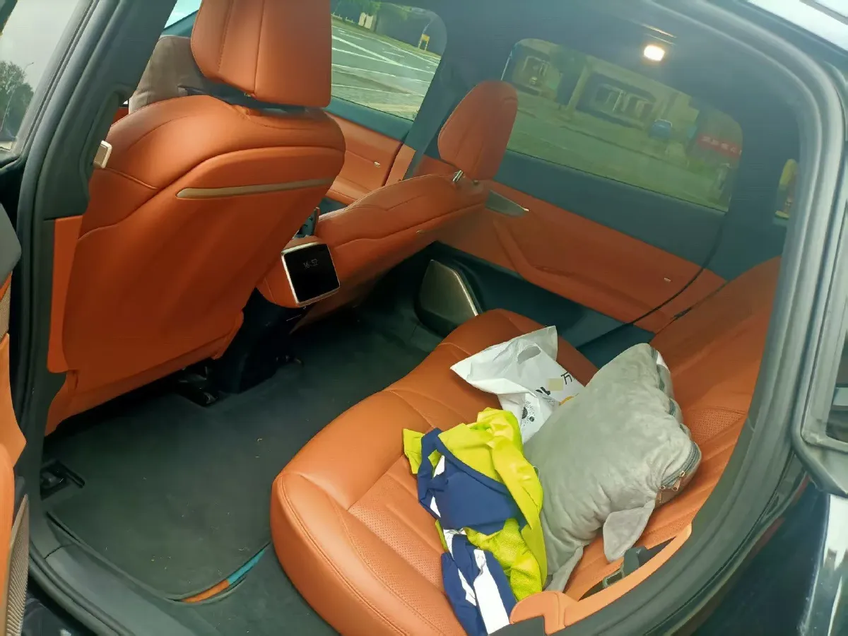 2024 ONVO L60 BEV 60KWH,autocango,china used car exporter,china ev exporter,chinese used car exporter,chinese used ev exporter