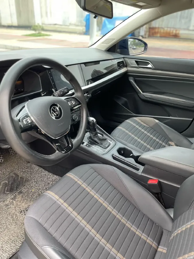 2022 Volkswagen Sagitar 1.2T 116HP L4 7DCT,autocango,china used car exporter,china ev exporter,chinese used car exporter,chinese used ev exporter