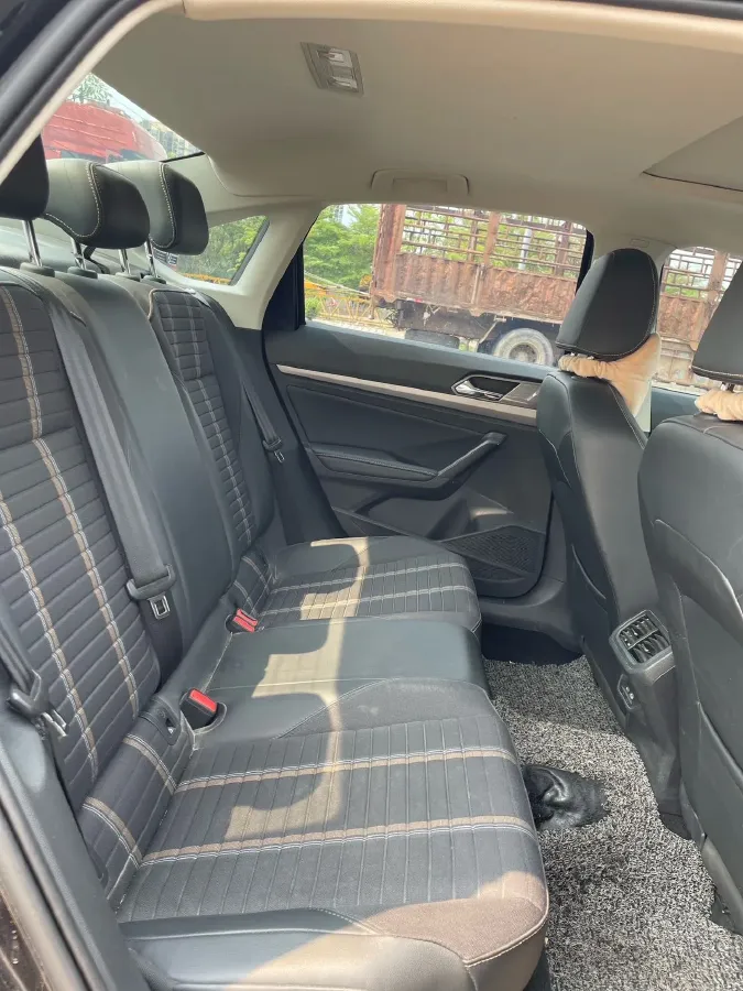 2022 Volkswagen Sagitar 1.2T 116HP L4 7DCT,autocango,china used car exporter,china ev exporter,chinese used car exporter,chinese used ev exporter