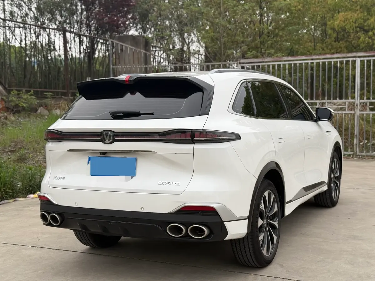 2025 ChangAn CS75 Plus 2.0T 233HP L4 8AT,autocango,china used car exporter,china ev exporter,chinese used car exporter,chinese used ev exporter