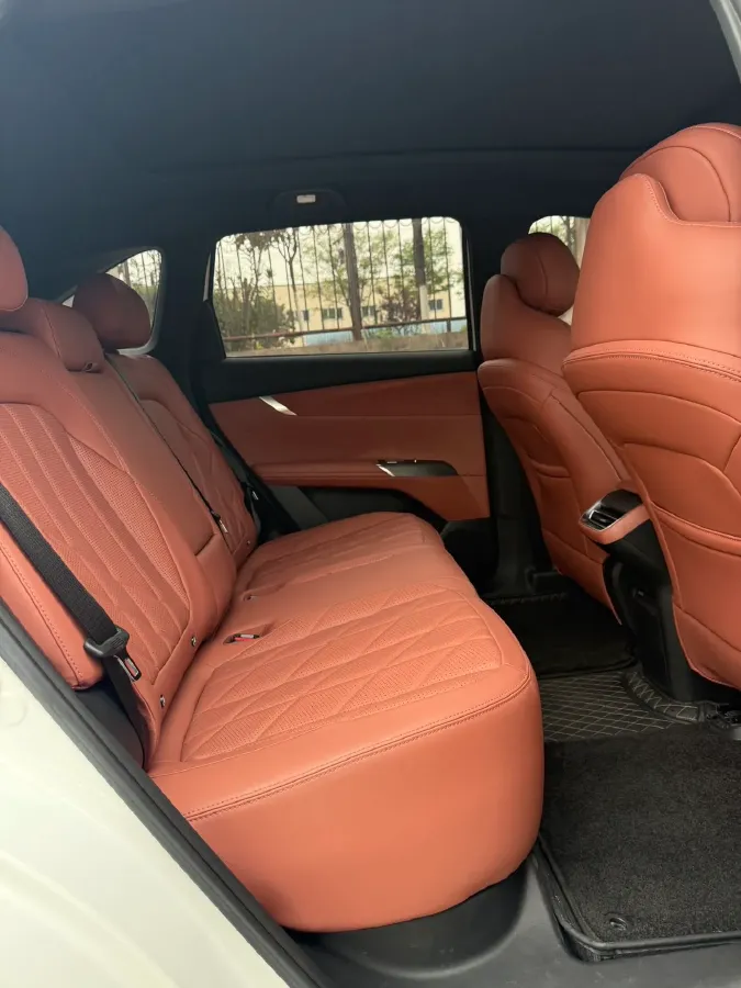 2025 ChangAn CS75 Plus 2.0T 233HP L4 8AT,autocango,china used car exporter,china ev exporter,chinese used car exporter,chinese used ev exporter