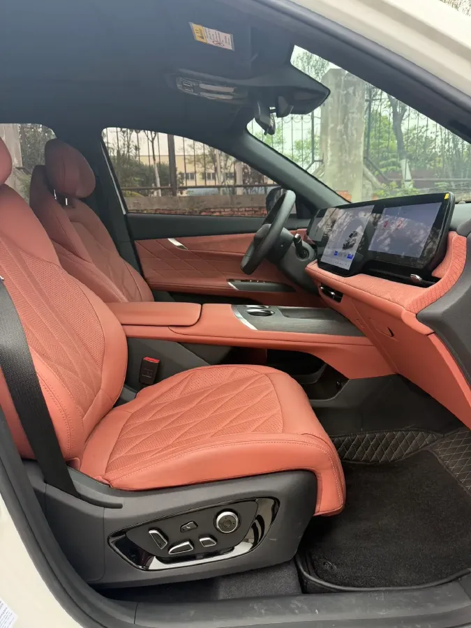 2025 ChangAn CS75 Plus 2.0T 233HP L4 8AT,autocango,china used car exporter,china ev exporter,chinese used car exporter,chinese used ev exporter