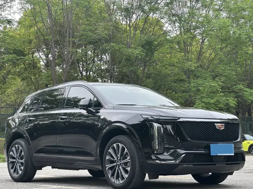 2025 Cadillac XT5 2.0T 237HP L4 9AT,autocango,china used car exporter,china ev exporter,chinese used car exporter,chinese used ev exporter