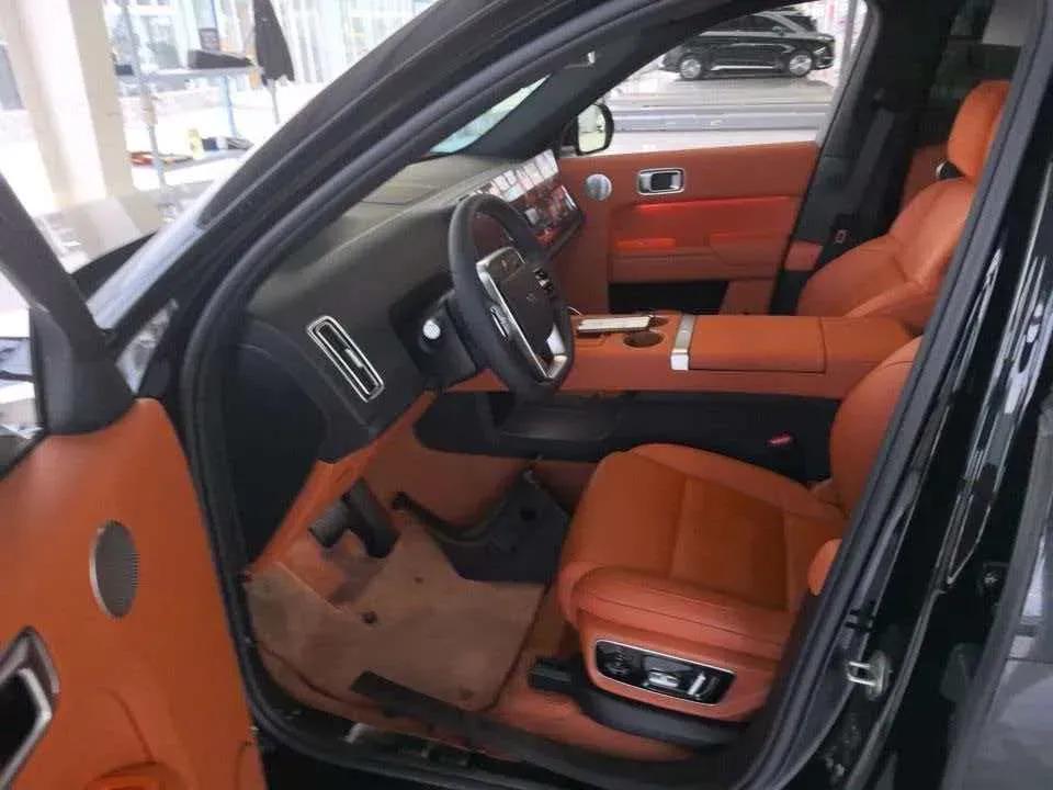 2024 Li L8 Range Extended 154HP REEV 52.3KWH,autocango,china used car exporter,china ev exporter,chinese used car exporter,chinese used ev exporter