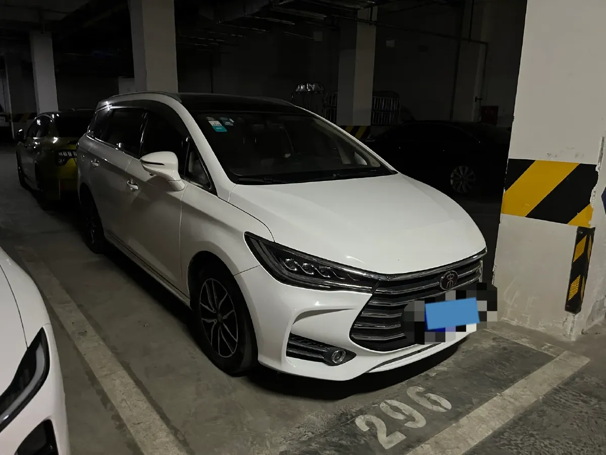 2018 BYD Song MAX 1.5T 154HP L4 6DCT,autocango,china used car exporter,china ev exporter,chinese used car exporter,chinese used ev exporter