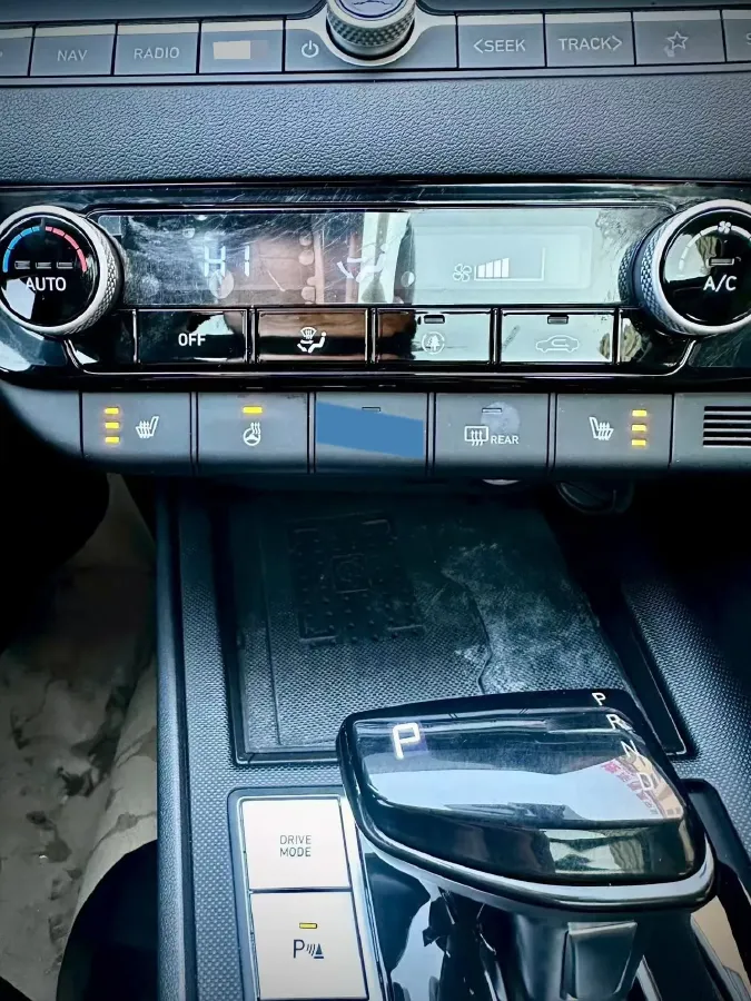 2023 Hyundai Elantra 1.5L 115HP L4 CVT,autocango,china used car exporter,china ev exporter,chinese used car exporter,chinese used ev exporter