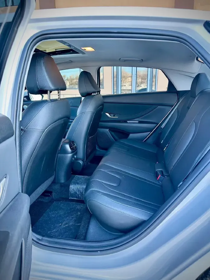 2023 Hyundai Elantra 1.5L 115HP L4 CVT,autocango,china used car exporter,china ev exporter,chinese used car exporter,chinese used ev exporter