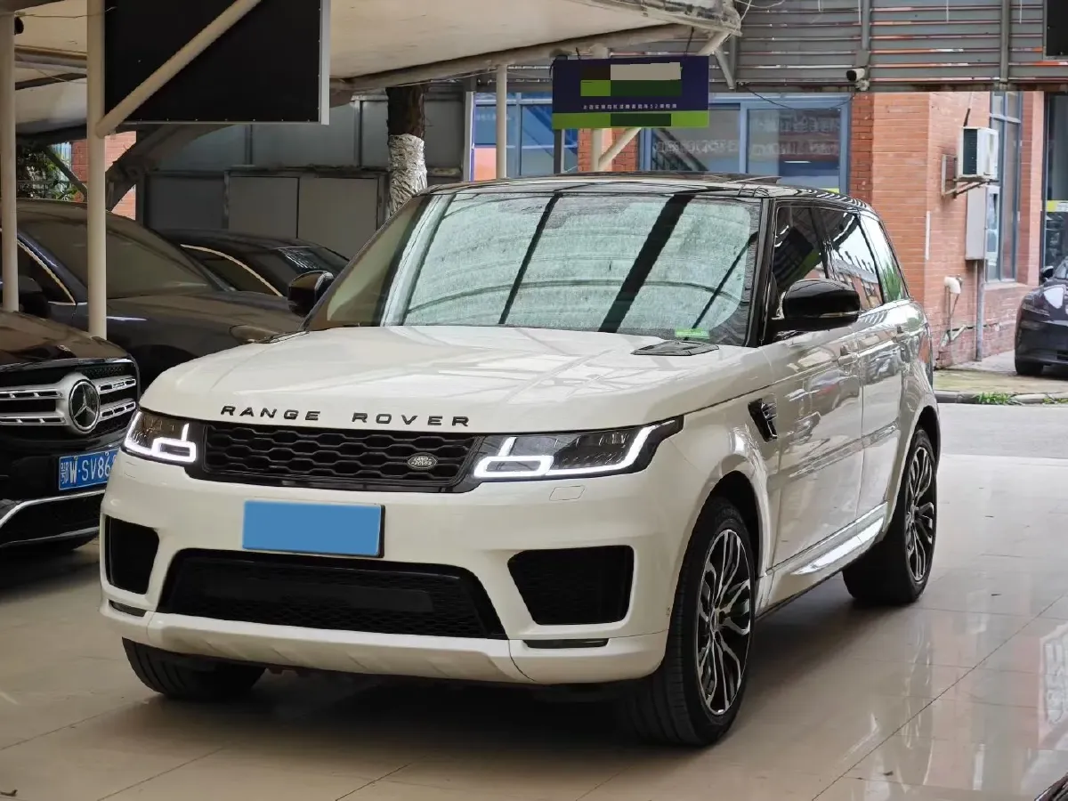 2022 Land Rover Range Rover Sport 3.0T 360HP L6 8AT,autocango,china used car exporter,china ev exporter,chinese used car exporter,chinese used ev exporter