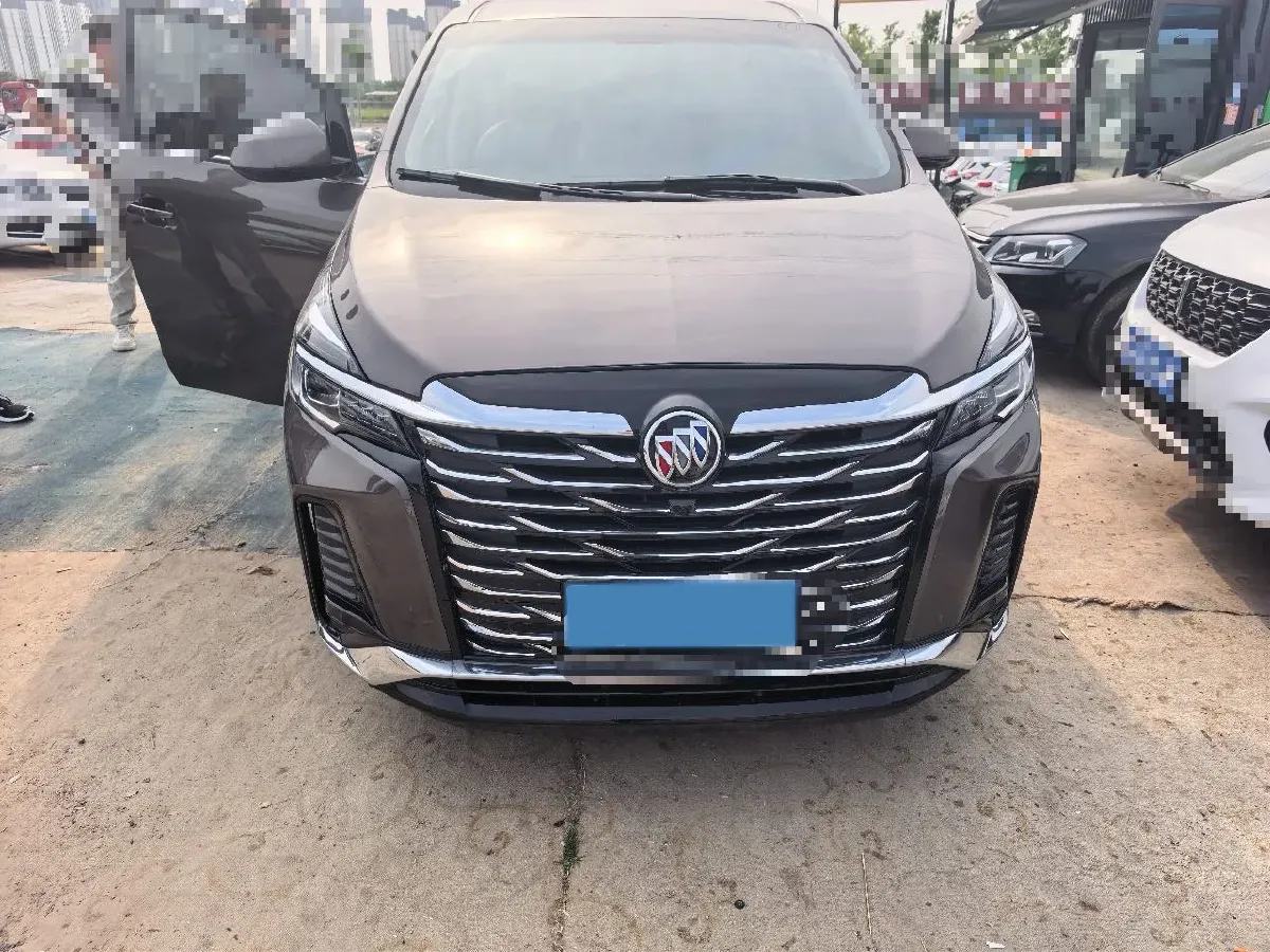 2023 Buick GL8 2.0T 237HP L4 9AT,autocango,china used car exporter,china ev exporter,chinese used car exporter,chinese used ev exporter