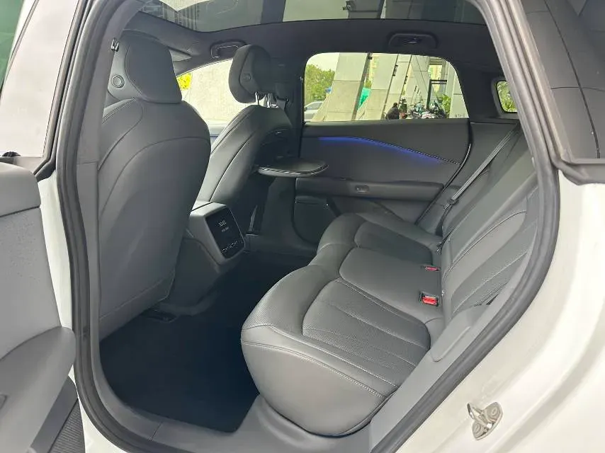 2024 Xpeng P7+ BEV 60.7KWH,autocango,china used car exporter,china ev exporter,chinese used car exporter,chinese used ev exporter