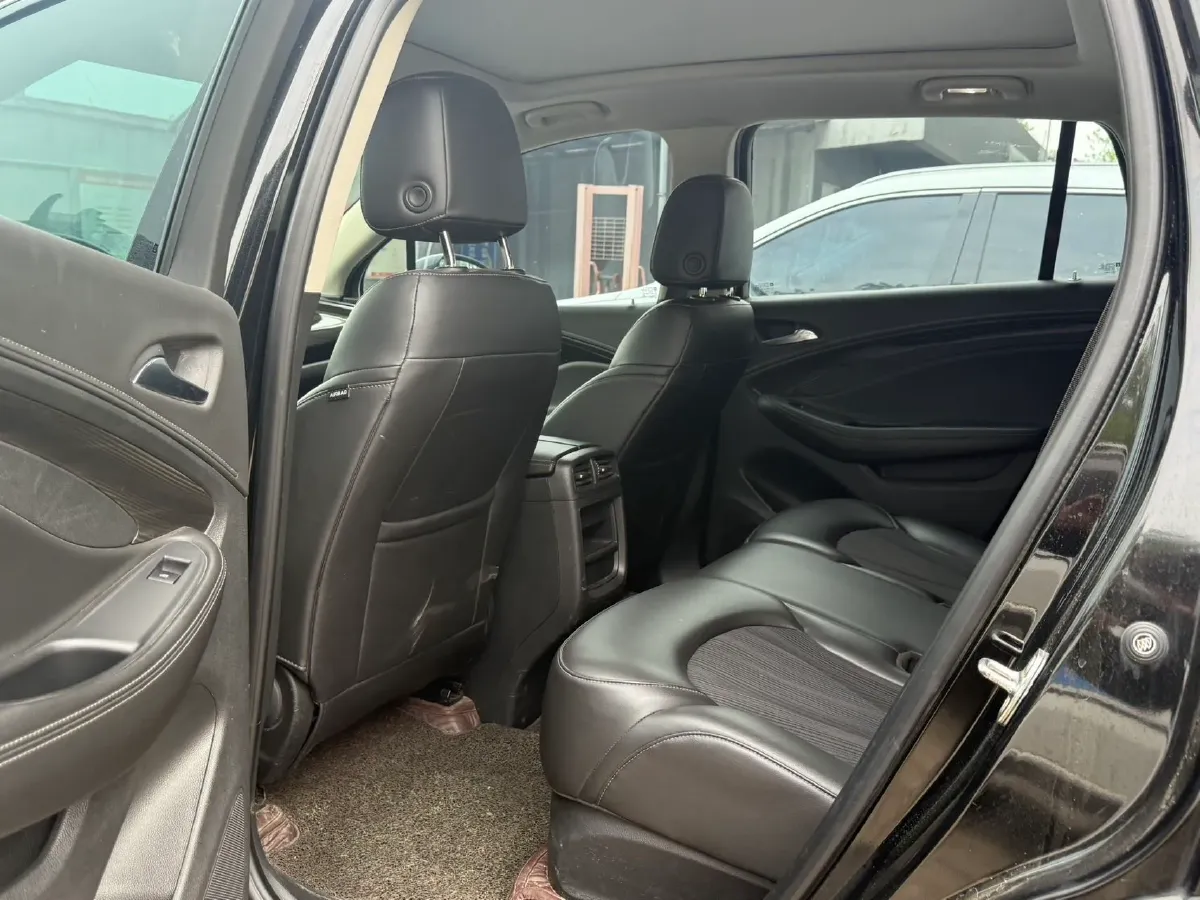 2021 Buick EnvisionPlus 1.5T 169HP L4 7DCT,autocango,china used car exporter,china ev exporter,chinese used car exporter,chinese used ev exporter