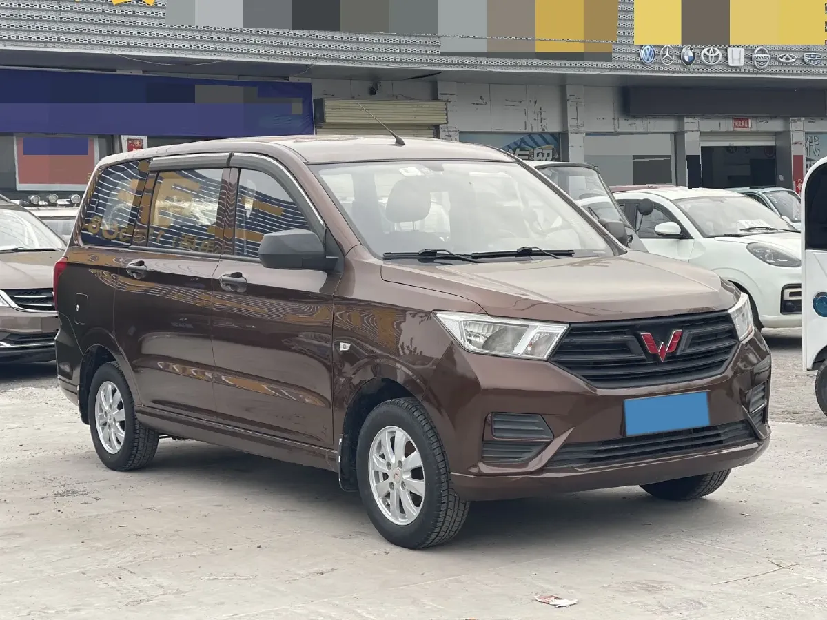 2019 WuLing HongGuang 1.5L 99HP L4 6MT,autocango,china used car exporter,china ev exporter,chinese used car exporter,chinese used ev exporter