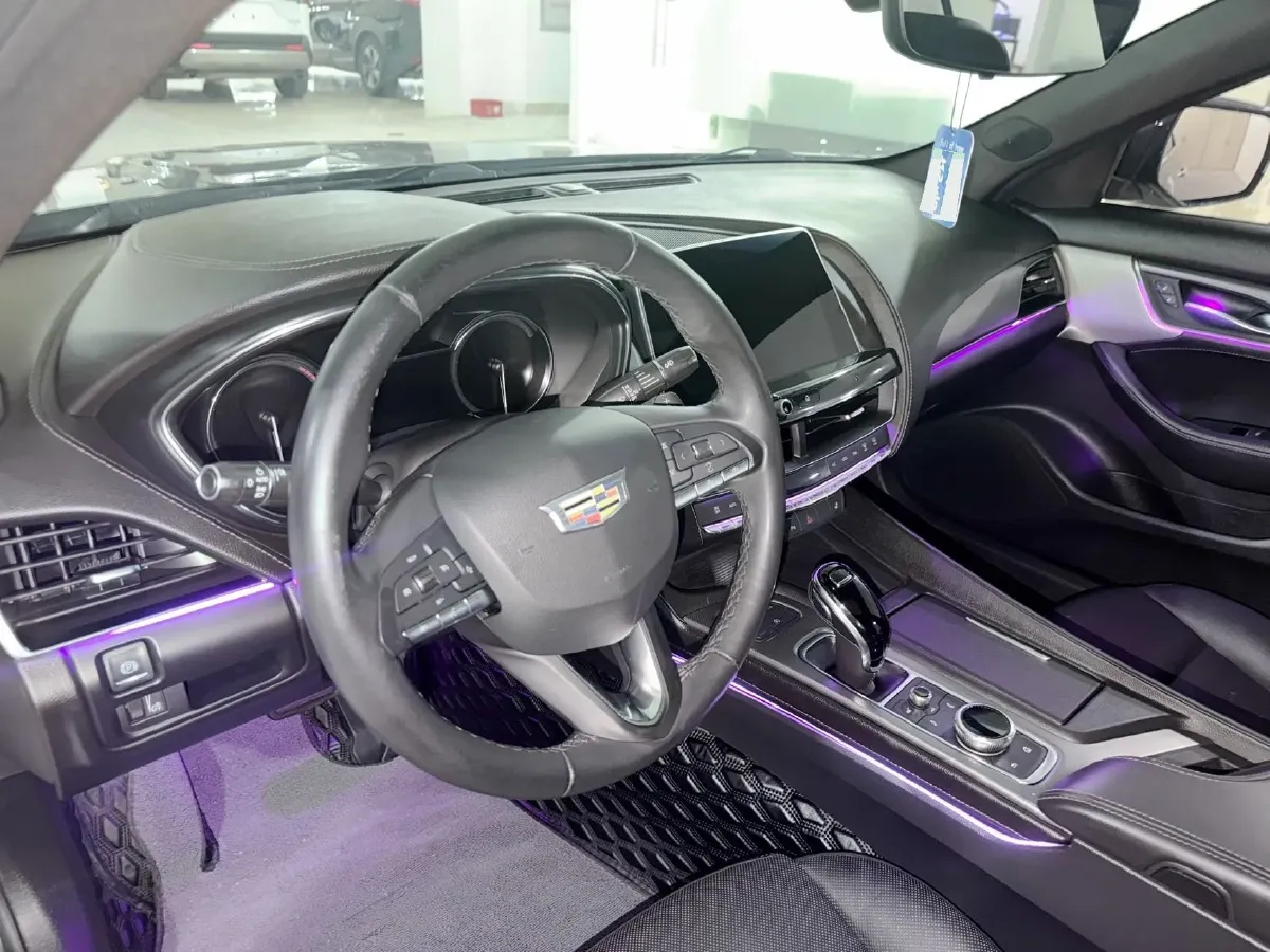 2021 Cadillac CT5 2.0T 237HP L4 10AT,autocango,china used car exporter,china ev exporter,chinese used car exporter,chinese used ev exporter