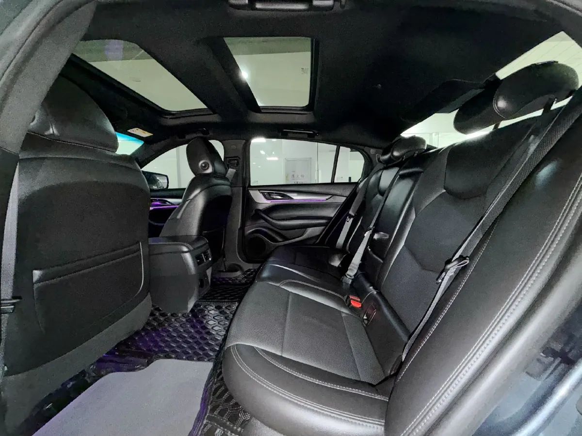 2021 Cadillac CT5 2.0T 237HP L4 10AT,autocango,china used car exporter,china ev exporter,chinese used car exporter,chinese used ev exporter