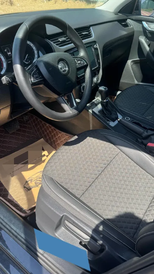 2018 Skoda Octavia 1.6L 110HP L4 6AT,autocango,china used car exporter,china ev exporter,chinese used car exporter,chinese used ev exporter