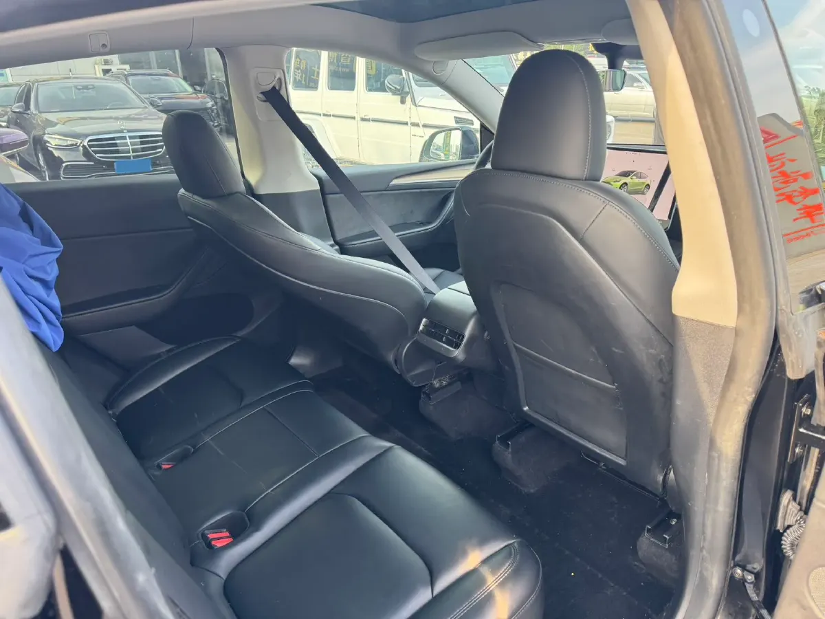 2022 Tesla Model Y BEV 60KWH,autocango,china used car exporter,china ev exporter,chinese used car exporter,chinese used ev exporter