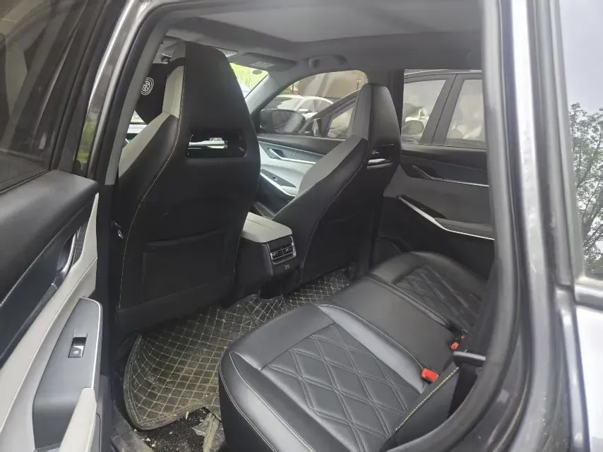 2023 ChangAn CS75 Plus 1.5T 188HP L4 8AT,autocango,china used car exporter,china ev exporter,chinese used car exporter,chinese used ev exporter