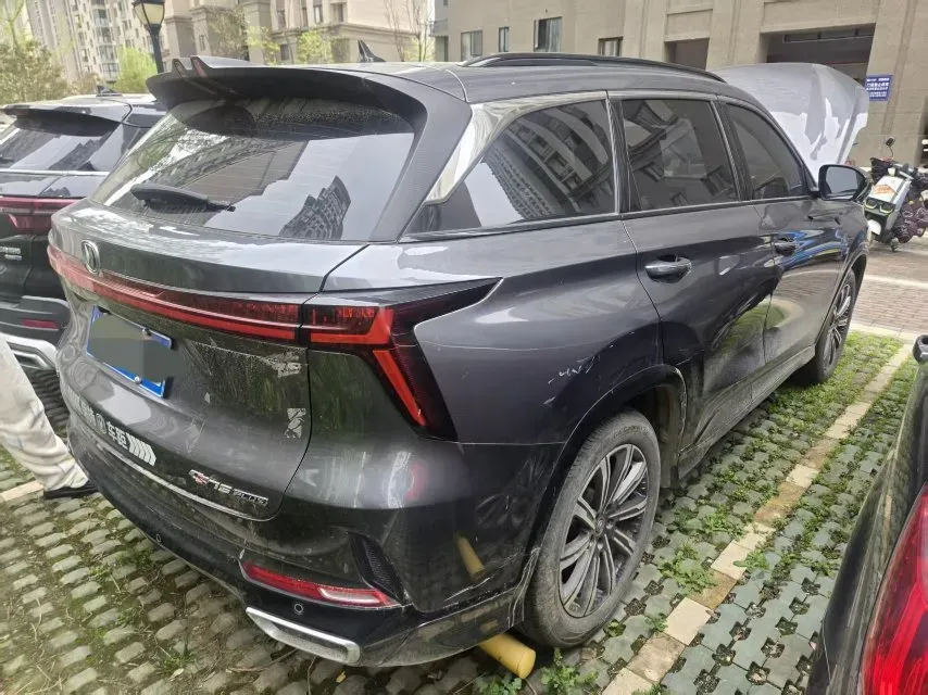 2023 ChangAn CS75 Plus 1.5T 188HP L4 8AT,autocango,china used car exporter,china ev exporter,chinese used car exporter,chinese used ev exporter