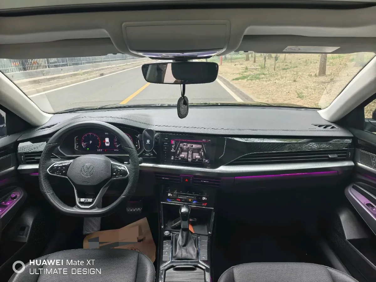 2024 Volkswagen Passat 2.0T 186HP L4 7DCT,autocango,china used car exporter,china ev exporter,chinese used car exporter,chinese used ev exporter