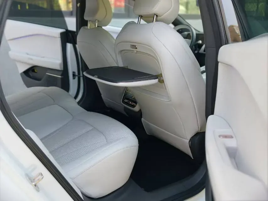 2024 Xpeng P7+ BEV 60.7KWH,autocango,china used car exporter,china ev exporter,chinese used car exporter,chinese used ev exporter