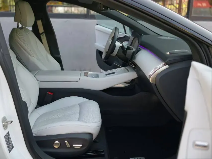 2024 Xpeng P7+ BEV 60.7KWH,autocango,china used car exporter,china ev exporter,chinese used car exporter,chinese used ev exporter