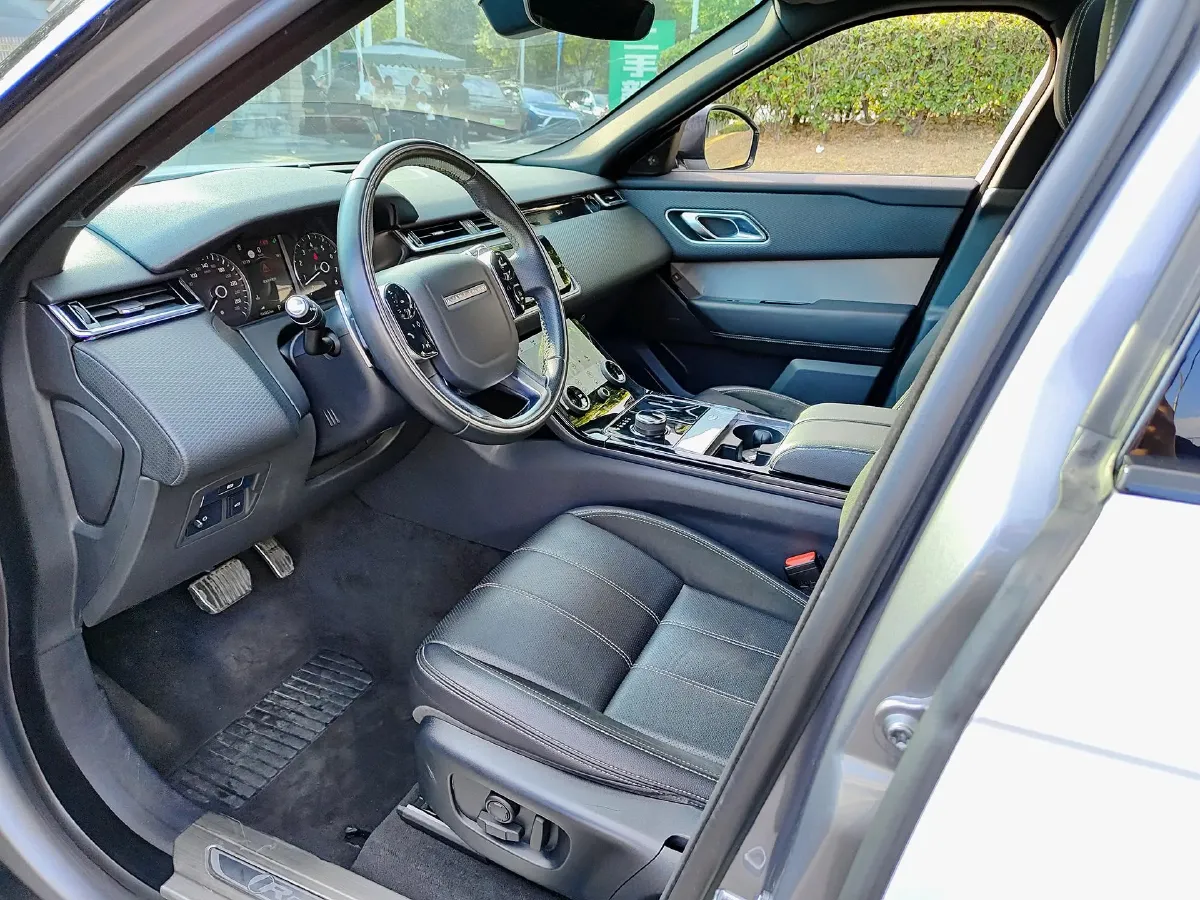 2020 Land Rover Range Rover Velar 3.0T 340HP V6 8AT,autocango,china used car exporter,china ev exporter,chinese used car exporter,chinese used ev exporter