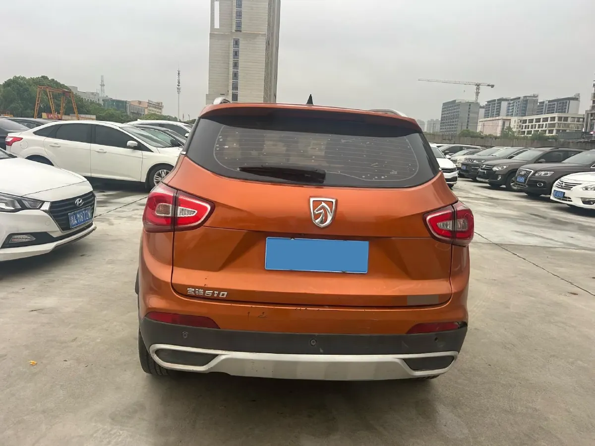 2017 BaoJun 310W 1.5L 105HP L4 6MT,autocango,china used car exporter,china ev exporter,chinese used car exporter,chinese used ev exporter