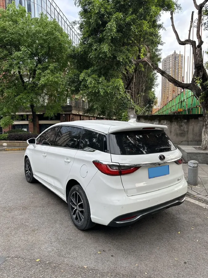 2018 BYD Song MAX 1.5T 154HP L4 6MT,autocango,china used car exporter,china ev exporter,chinese used car exporter,chinese used ev exporter