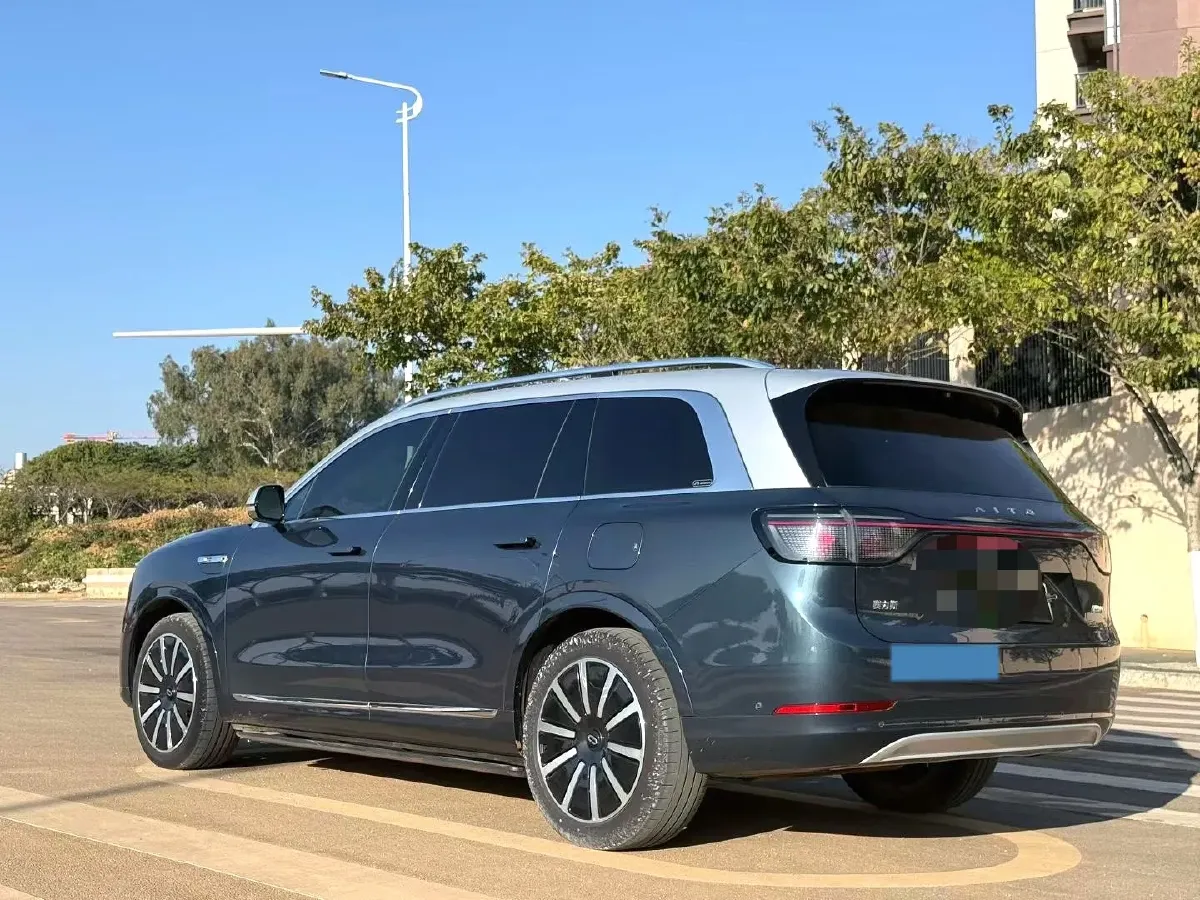 2024 AITO AITO M9 1.5T 152HP L4 REEV 42KWH,autocango,china used car exporter,china ev exporter,chinese used car exporter,chinese used ev exporter