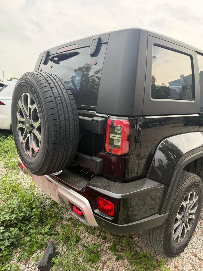 2020 Beijing BJ40 2.0T 224HP L4 8AT,autocango,china used car exporter,china ev exporter,chinese used car exporter,chinese used ev exporter