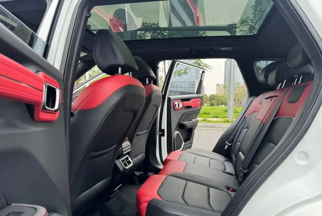 2020 Geely ICON 1.5T 177HP L3 7DCT,autocango,china used car exporter,china ev exporter,chinese used car exporter,chinese used ev exporter