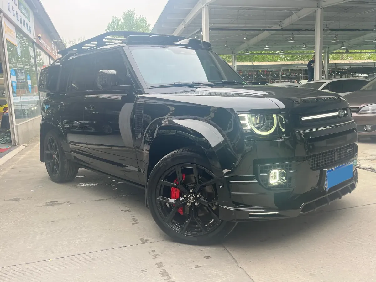 2023 Land Rover Defender 3.0T 400HP L6 8AT,autocango,china used car exporter,china ev exporter,chinese used car exporter,chinese used ev exporter