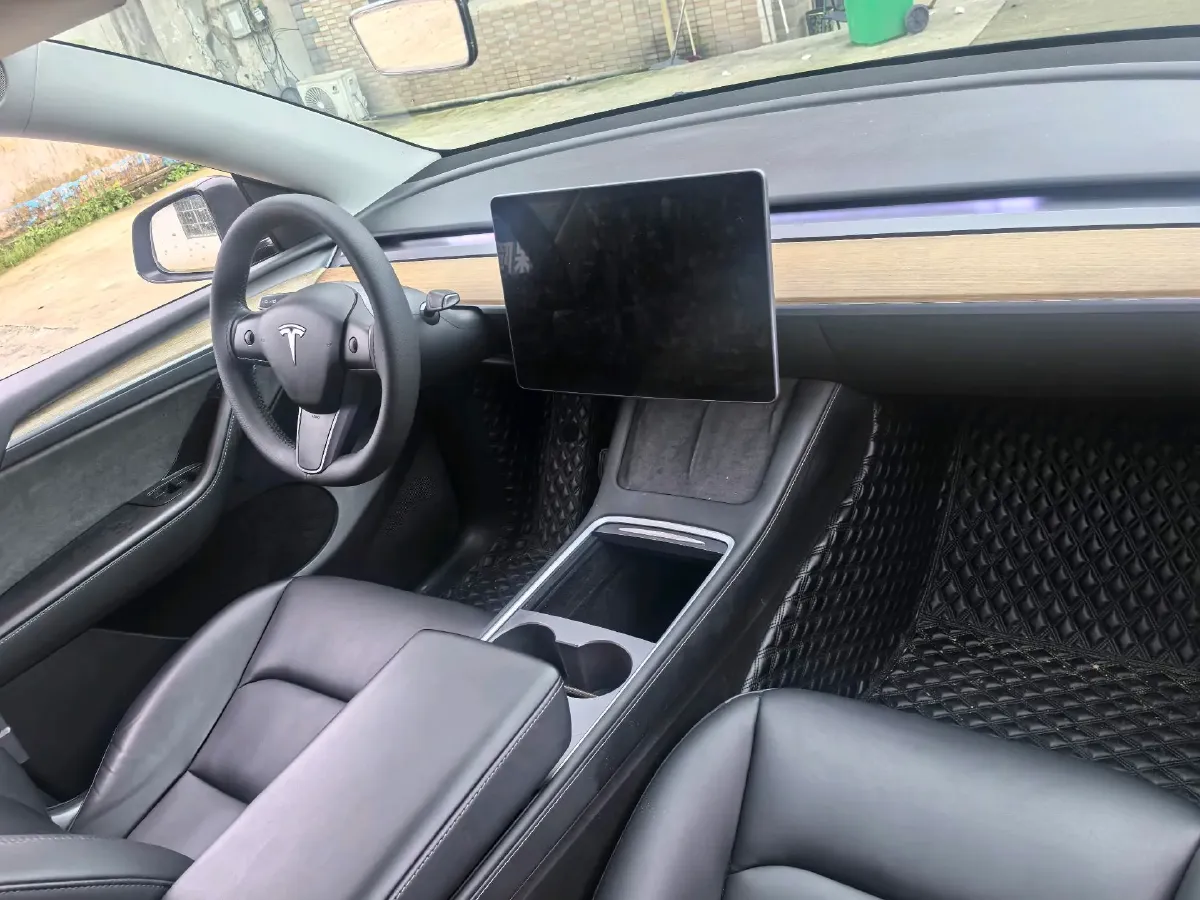 2021 MINI COUNTRYMAN 1.5T 136HP L3 8AT,autocango,china used car exporter,china ev exporter,chinese used car exporter,chinese used ev exporter