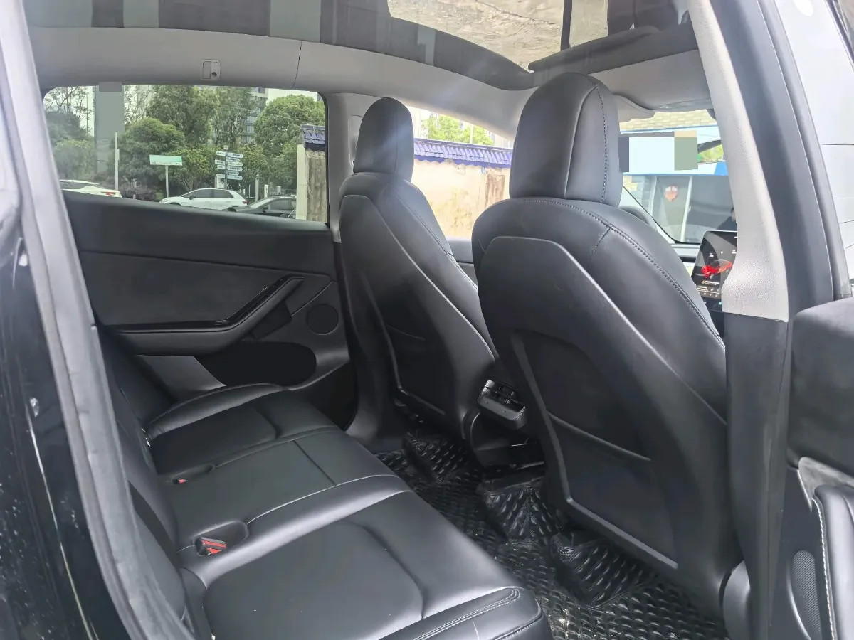 2021 MINI COUNTRYMAN 1.5T 136HP L3 8AT,autocango,china used car exporter,china ev exporter,chinese used car exporter,chinese used ev exporter