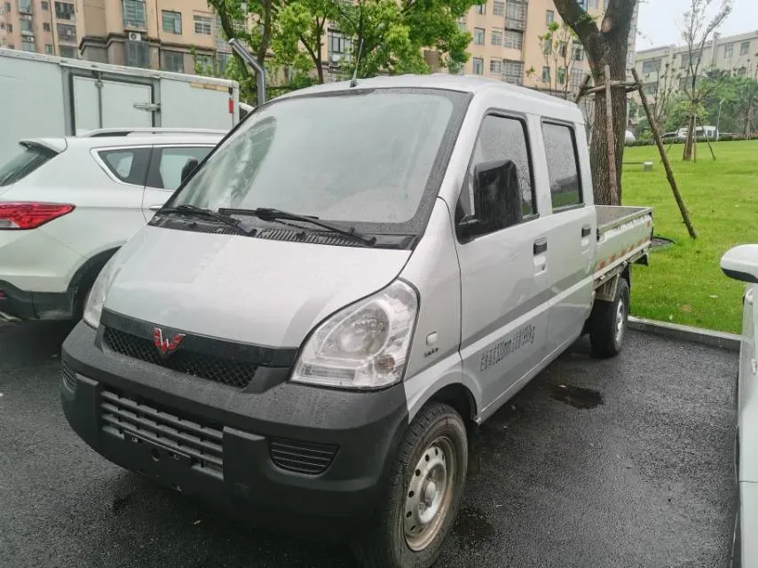 2021 WuLing RongGuang Mini Truck 1.5L 99HP L4 5MT,autocango,china used car exporter,china ev exporter,chinese used car exporter,chinese used ev exporter