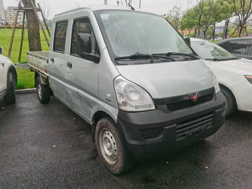 2021 WuLing RongGuang Mini Truck 1.5L 99HP L4 5MT,autocango,china used car exporter,china ev exporter,chinese used car exporter,chinese used ev exporter