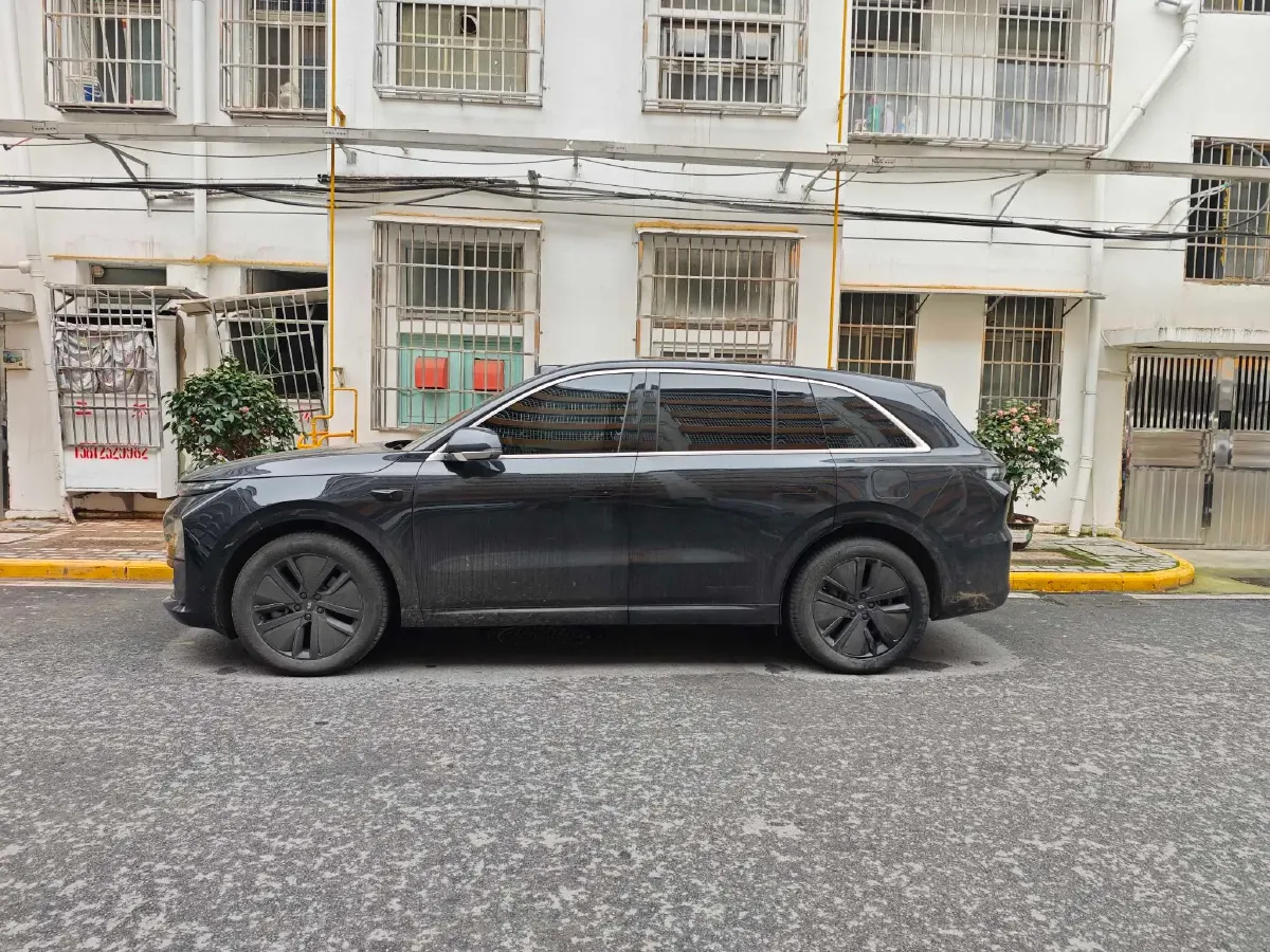 2024 Li L6 Range Extended 154HP L4 REEV 36.8KWH,autocango,china used car exporter,china ev exporter,chinese used car exporter,chinese used ev exporter