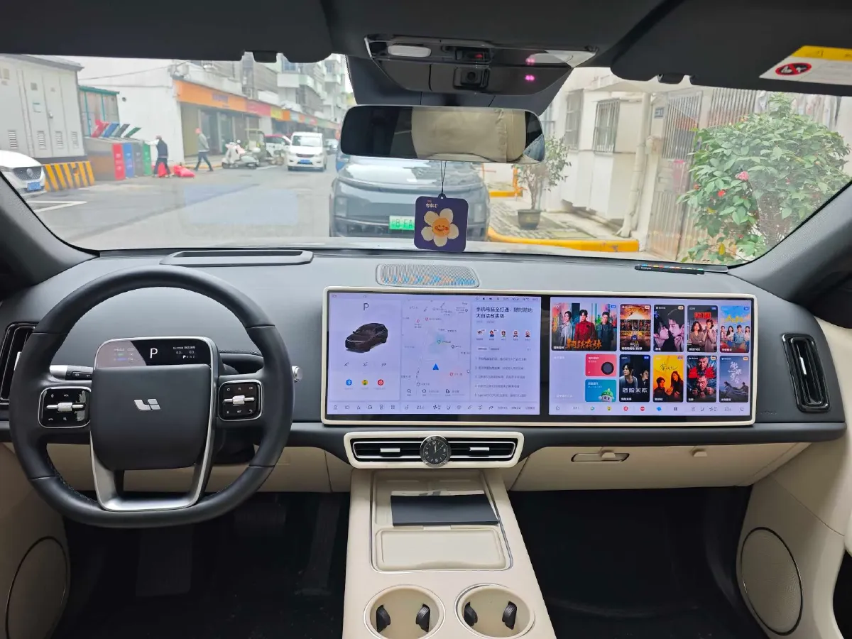 2024 Li L6 Range Extended 154HP L4 REEV 36.8KWH,autocango,china used car exporter,china ev exporter,chinese used car exporter,chinese used ev exporter