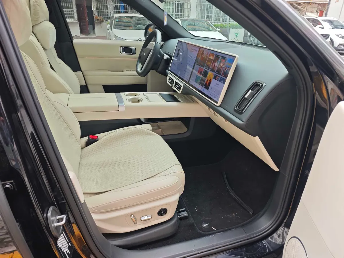 2024 Li L6 Range Extended 154HP L4 REEV 36.8KWH,autocango,china used car exporter,china ev exporter,chinese used car exporter,chinese used ev exporter