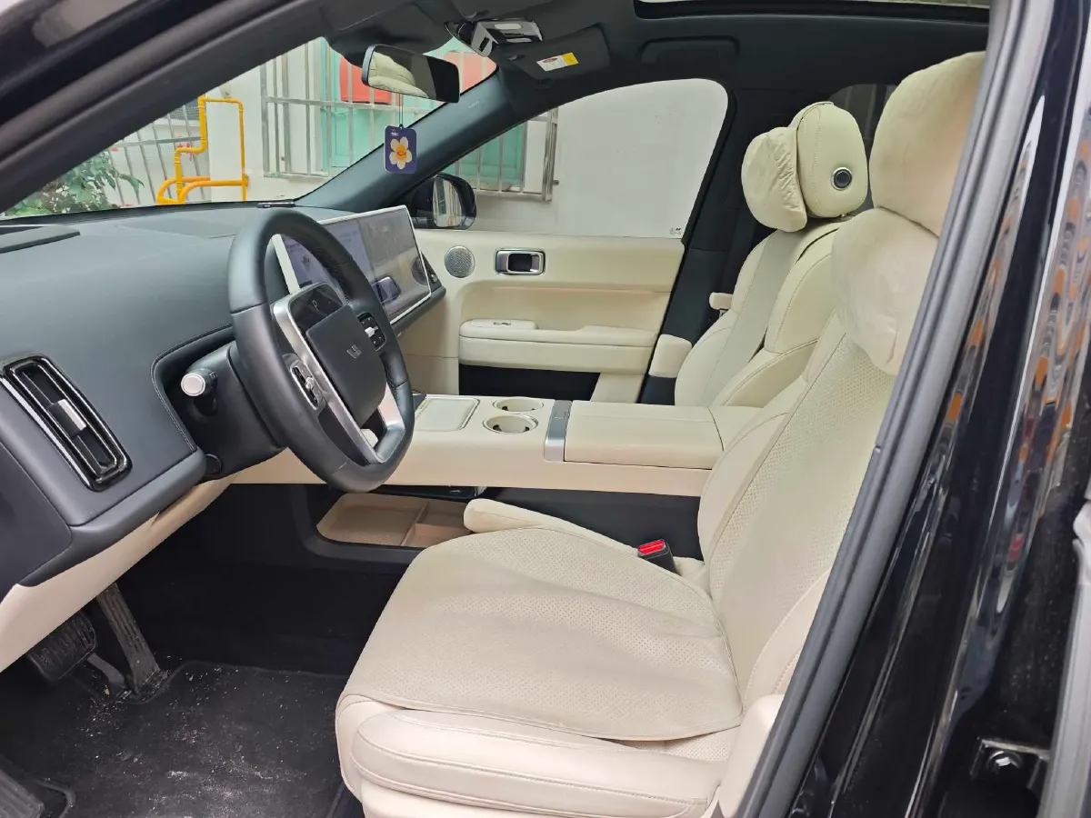 2024 Li L6 Range Extended 154HP L4 REEV 36.8KWH,autocango,china used car exporter,china ev exporter,chinese used car exporter,chinese used ev exporter