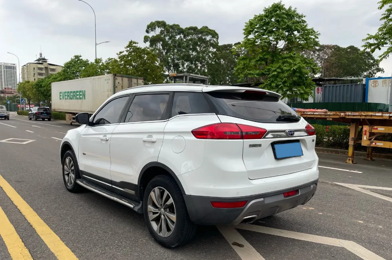 2017 Bestune X80 2.0L 147HP L4 6AT,autocango,china used car exporter,china ev exporter,chinese used car exporter,chinese used ev exporter