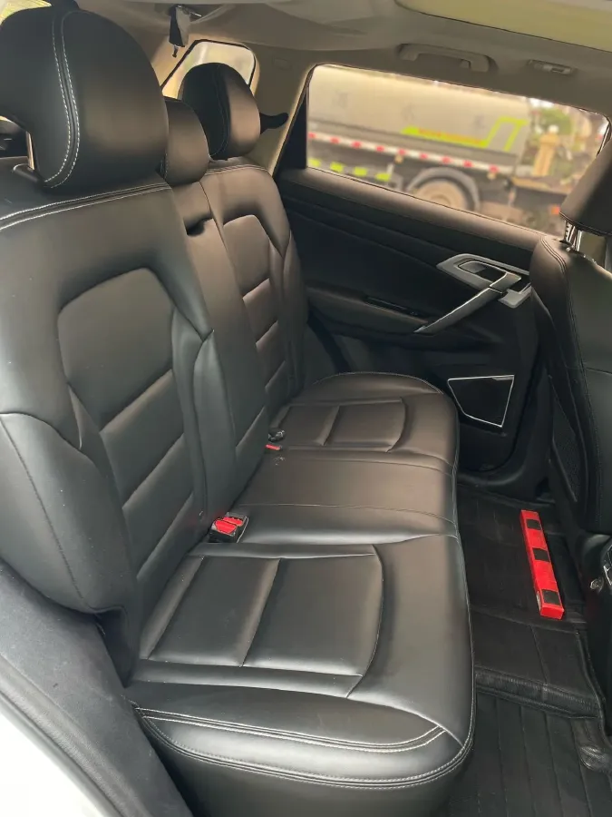 2017 Bestune X80 2.0L 147HP L4 6AT,autocango,china used car exporter,china ev exporter,chinese used car exporter,chinese used ev exporter