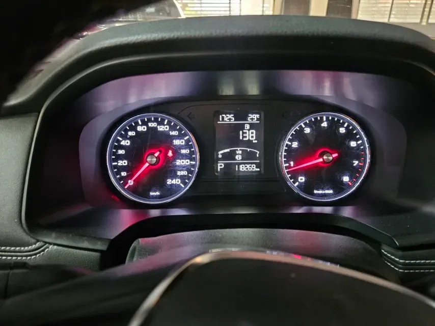 2018 HuangHai JiaoLong 2.4L 143HP L4 5AT,autocango,china used car exporter,china ev exporter,chinese used car exporter,chinese used ev exporter