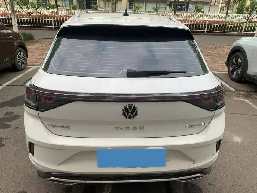 2025 Volkswagen T-Roc 1.5T 160HP L4 7DCT,autocango,china used car exporter,china ev exporter,chinese used car exporter,chinese used ev exporter